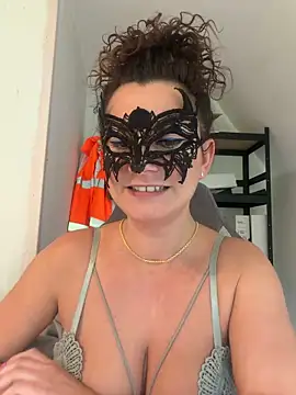 Loveblackzilla online show from 06.08.26