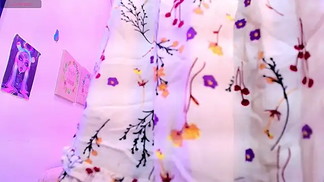 tylla  online show from 03.22.25