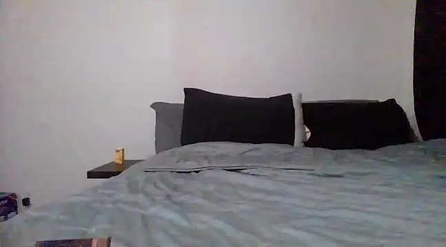 Snapshot of tastylolaaa chatting on 02.13.25 tastylolaaa online show from 02.13.25