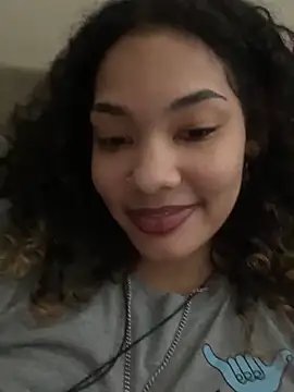 Snapshot of tastylolaaa chatting on 02.16.25 tastylolaaa online show from 02.16.25