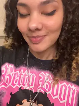 Snapshot of tastylolaaa chatting on 03.06.25 tastylolaaa online show from 03.06.25