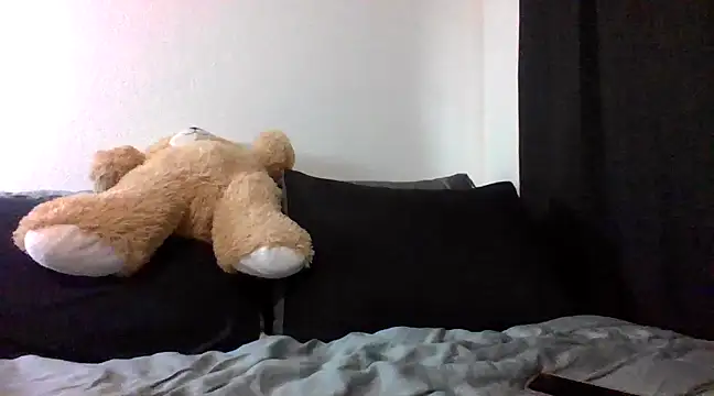 Snapshot of tastylolaaa chatting on 03.14.25 tastylolaaa online show from 03.14.25