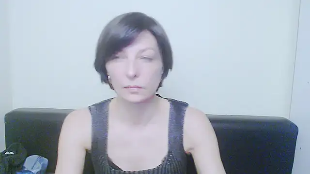 Snapshot of _AngeliaFlow_ chatting on 02.05.25 AngeliaFlow online show from 02.05.25