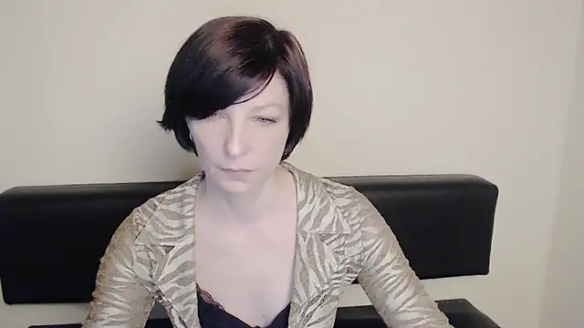 Snapshot of _AngeliaFlow_ chatting on 02.08.25 AngeliaFlow online show from 02.08.25