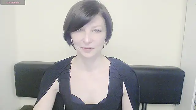 Snapshot of _AngeliaFlow_ chatting on 02.12.25 AngeliaFlow online show from 02.12.25