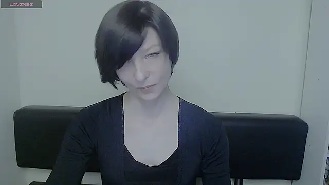 Snapshot of _AngeliaFlow_ chatting on 02.21.25 AngeliaFlow online show from 02.21.25