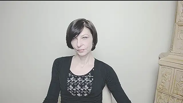 Snapshot of _AngeliaFlow_ chatting on 02.28.25 AngeliaFlow online show from 02.28.25