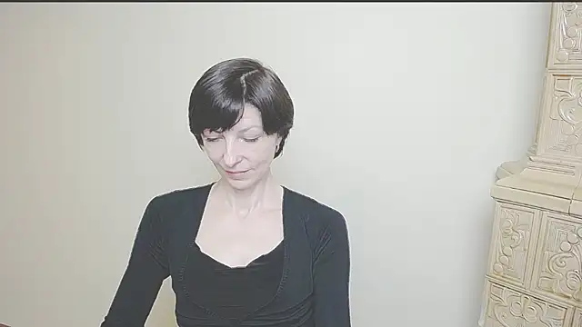 Snapshot of _AngeliaFlow_ chatting on 03.13.25 AngeliaFlow online show from 03.13.25