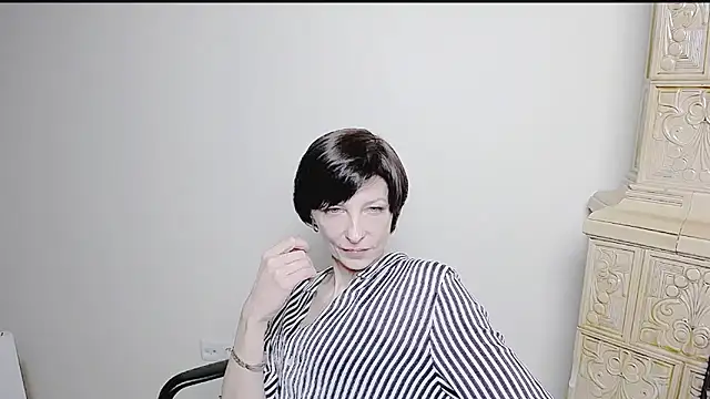 Snapshot of _AngeliaFlow_ chatting on 03.15.25 AngeliaFlow online show from 03.15.25