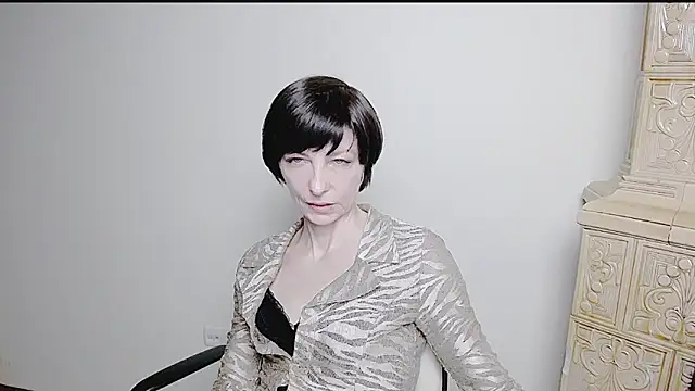 Snapshot of _AngeliaFlow_ chatting on 03.17.25 AngeliaFlow online show from 03.17.25