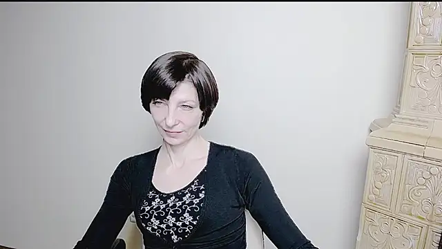 Snapshot of _AngeliaFlow_ chatting on 03.20.25 AngeliaFlow online show from 03.20.25