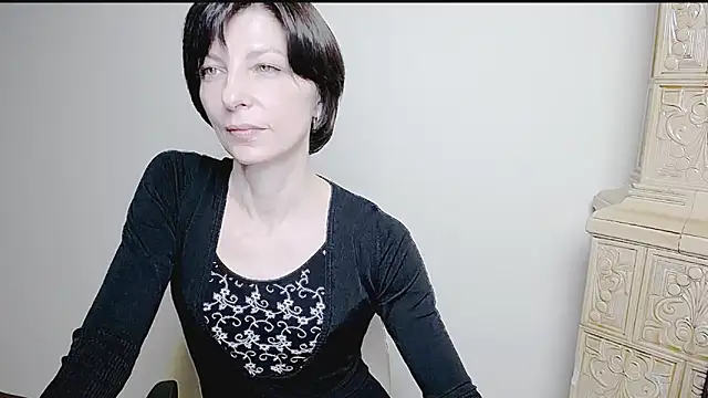 Snapshot of _AngeliaFlow_ chatting on 03.20.25 AngeliaFlow online show from 03.20.25