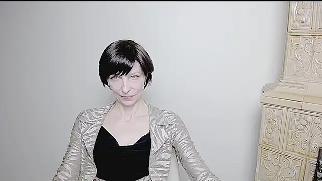 Snapshot of _AngeliaFlow_ chatting on 03.21.25 AngeliaFlow online show from 03.21.25