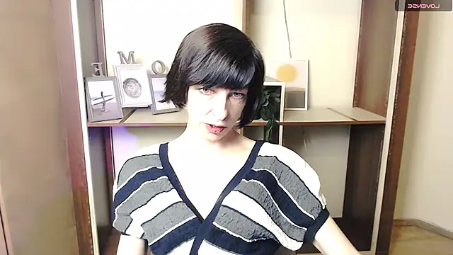 Snapshot of _AngeliaFlow_ chatting on 10.23.25 AngeliaFlow online show from 10.23.25