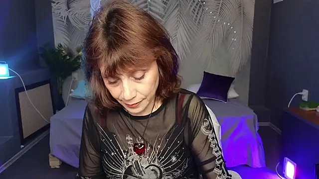 Snapshot of Anna_Kennan chatting on 03.21.25 Anna Kennan online show from 03.21.25