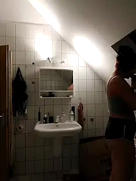 Gamergirl-Linela online show from 03.11.25