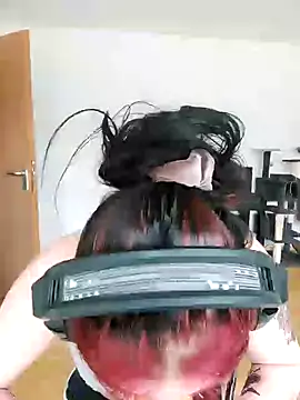 Gamergirl-Linela online show from 03.17.25