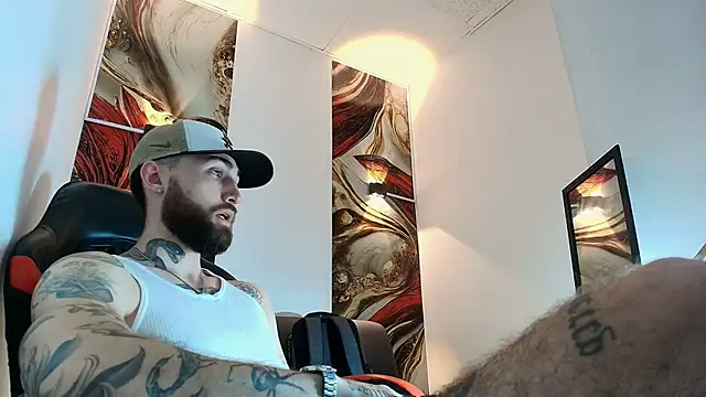 Luke davis01 online show from 05.23.26