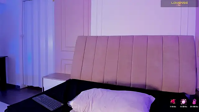 Morgan Wright online show from 03.11.26