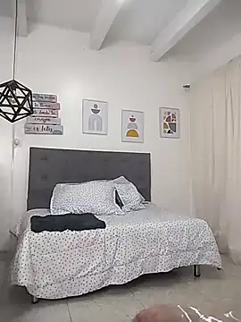 Snapshot of Saori_Sann_ chatting on 10.15.25 Saori Sann online show from 10.15.25