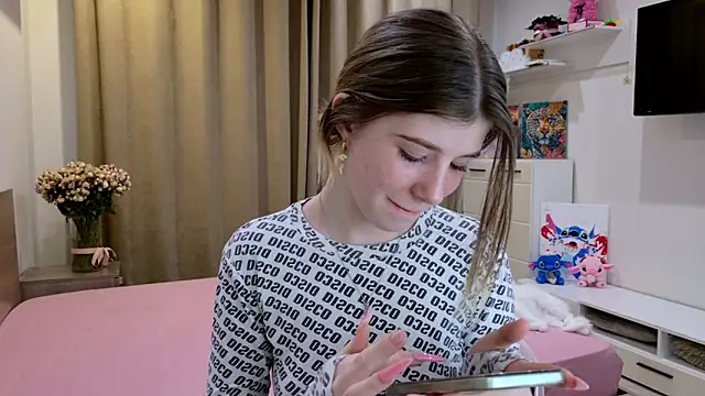 Bella amory online show from 03.10.26