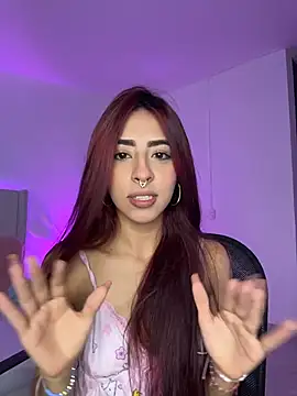 Snapshot of Mirandaa_Rogers chatting on 04.19.26 Mirandaa Rogers online show from 04.19.26