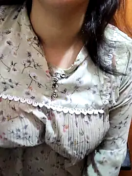 Snapshot of Your_cutiepie_ chatting on 02.28.25 Your cutiepie online show from 02.28.25