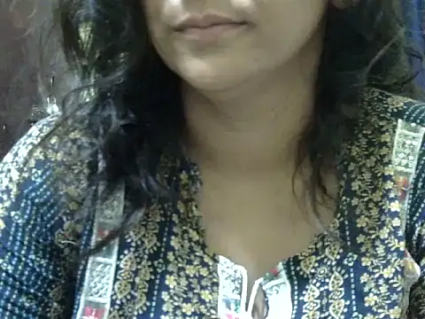 Snapshot of Your_cutiepie_ chatting on 09.11.25 Your cutiepie online show from 09.11.25