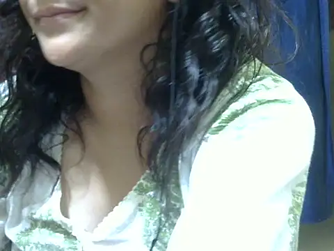 Snapshot of Your_cutiepie_ chatting on 09.12.25 Your cutiepie online show from 09.12.25