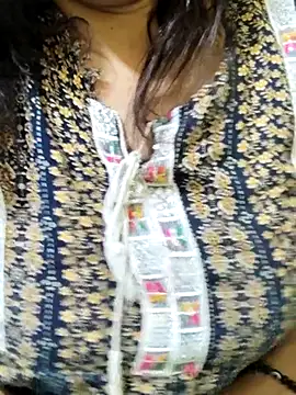 Snapshot of Your_cutiepie_ chatting on 09.23.25 Your cutiepie online show from 09.23.25