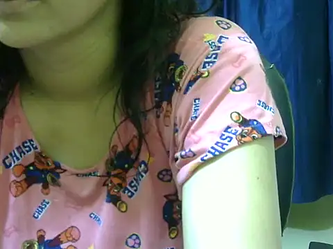 Snapshot of Your_cutiepie_ chatting on 10.01.25 Your cutiepie online show from 10.01.25
