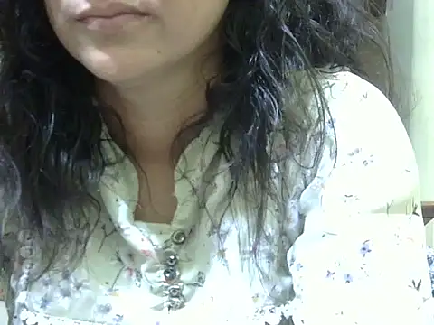Snapshot of Your_cutiepie_ chatting on 10.17.25 Your cutiepie online show from 10.17.25