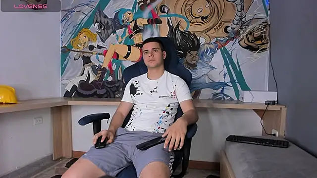 Snapshot of Sebastian_Phoenix chatting on 03.04.25 Sebastian Phoenix online show from 03.04.25