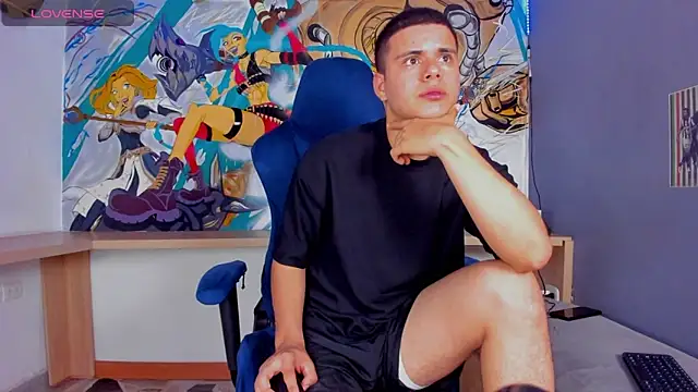 Snapshot of Sebastian_Phoenix chatting on 03.06.25 Sebastian Phoenix online show from 03.06.25