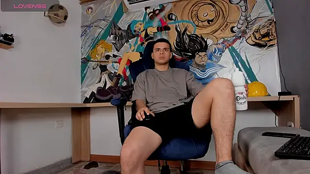 Snapshot of Sebastian_Phoenix chatting on 03.07.25 Sebastian Phoenix online show from 03.07.25