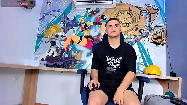 Snapshot of Sebastian_Phoenix chatting on 03.13.25 Sebastian Phoenix online show from 03.13.25