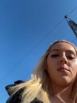 hotamanda01 online show from 03.06.26