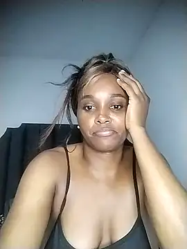 moree Queen online show from 02.16.25