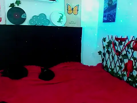 Snapshot of imcleo_xoxo chatting on 11.30.25 imcleo xoxo online show from 11.30.25