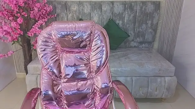 salome stockman s online show from 01.10.26