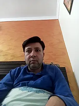 innocentboy1987 online show from 04.10.26