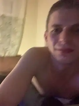 Snapshot of SexmachoThumb chatting on 01.09.26 SexmachoThumb online show from 01.09.26