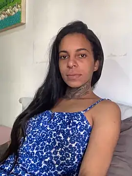 Snapshot of casalshowtime2 chatting on 11.18.25 casalshowtime2 online show from 11.18.25