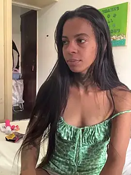 Snapshot of casalshowtime2 chatting on 12.20.25 casalshowtime2 online show from 12.20.25