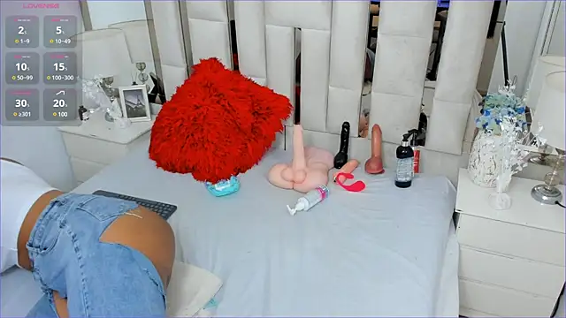 Snapshot of AgathaBladee chatting on 03.12.25 AgathaBladee online show from 03.12.25