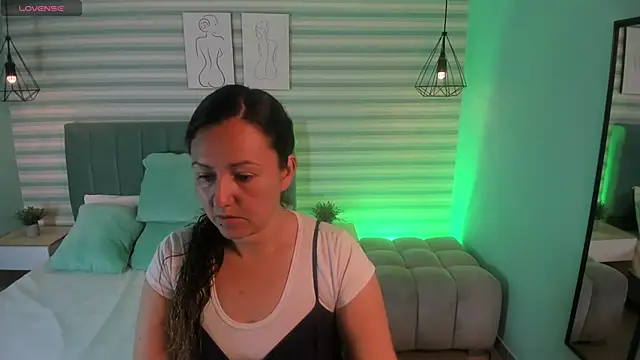 abby apple online show from 10.10.25