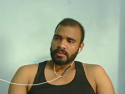 Snapshot of YOX22 chatting on 02.06.26 YOX22 online show from 02.06.26