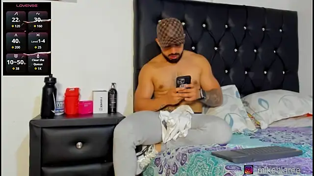 Snapshot of mikeblaree chatting on 03.07.26 mikeblaree online show from 03.07.26