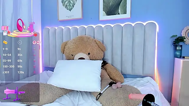 Snapshot of daphneebridge chatting on 03.08.25 daphneebridge online show from 03.08.25