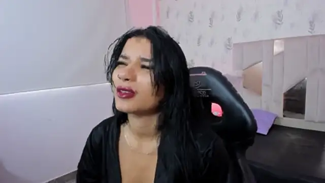 Snapshot of Gaby_tay1 chatting on 05.29.26 Gaby tay1 online show from 05.29.26